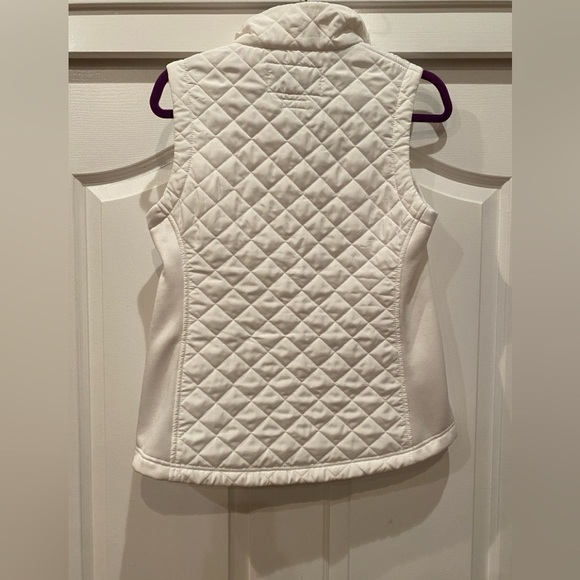 Van Heusen White Vest - Picture 3 of 4